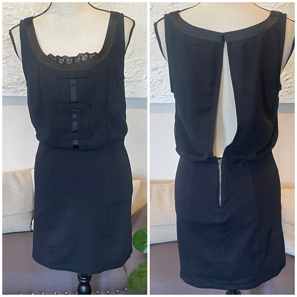 American Eagle Sleeveless Dress Black Bow Lace Large Keyhole Back Sz M NWT